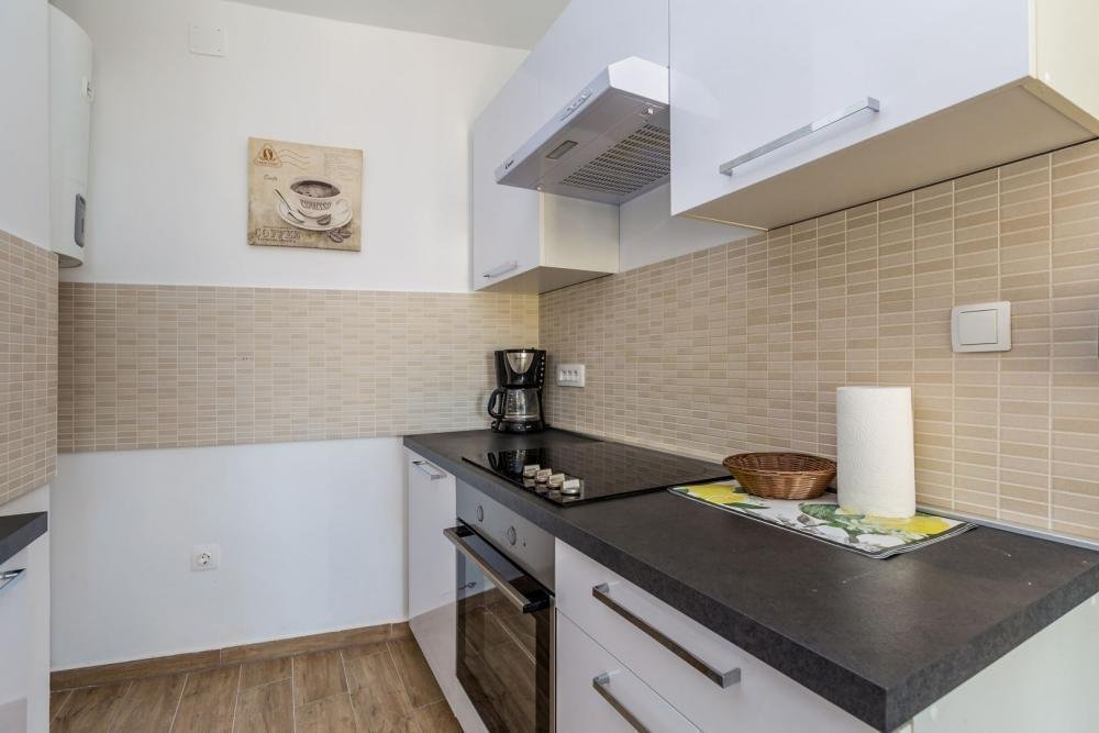Hotel Na prodaju - Primorsko-goranska Omišalj