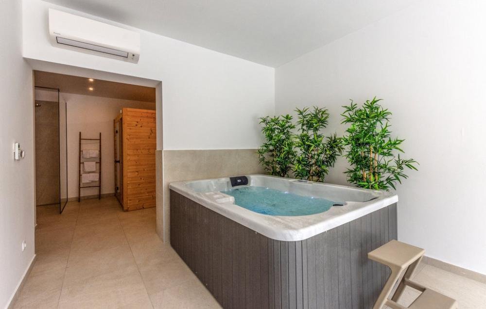 Casa In vendita - Splitsko-dalmatinska Split