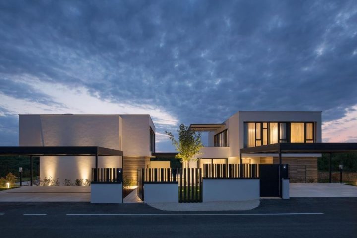 Kuća na prodaju 670 m² – Bale