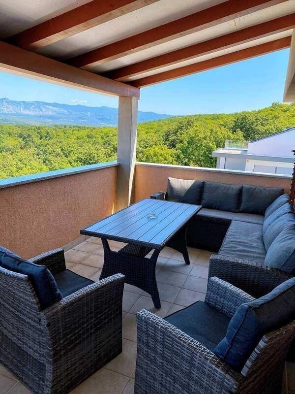 Hotel Na predaj - Primorsko-goranska Omišalj