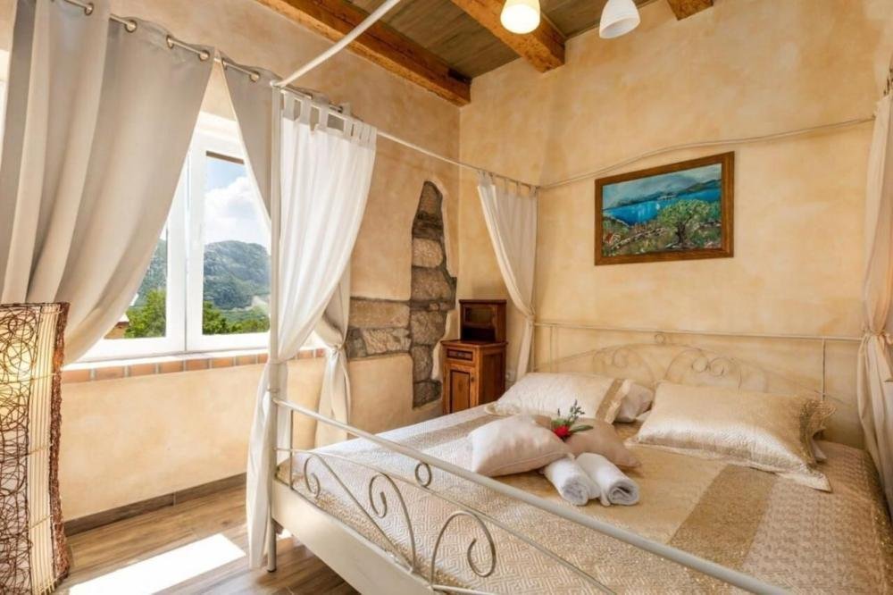 House For sale - Primorsko-goranska Vinodolska Općina