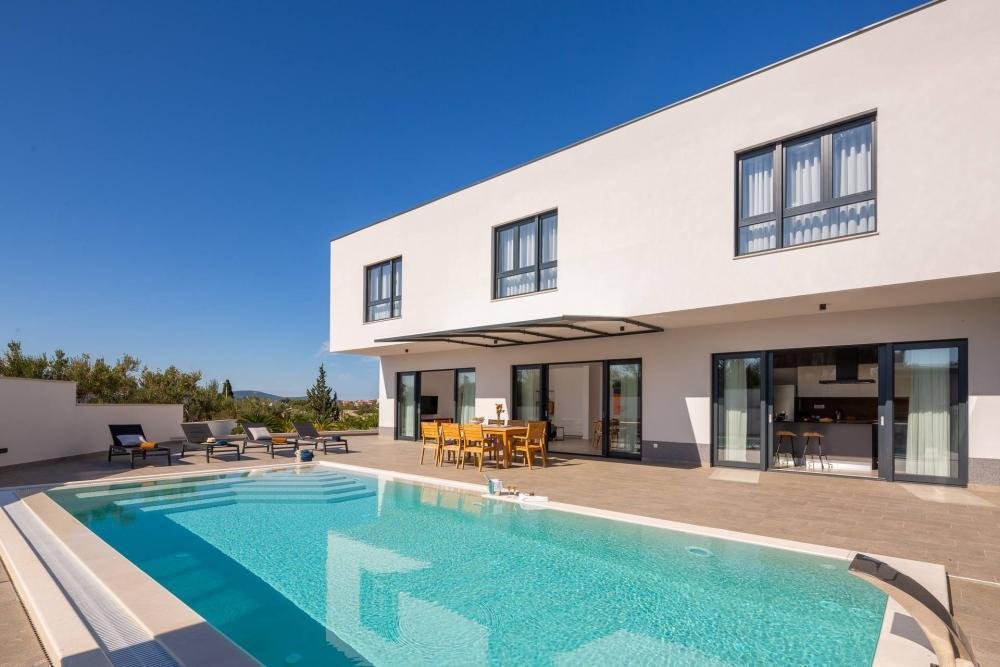 Casa In vendita - Splitsko-dalmatinska Milna