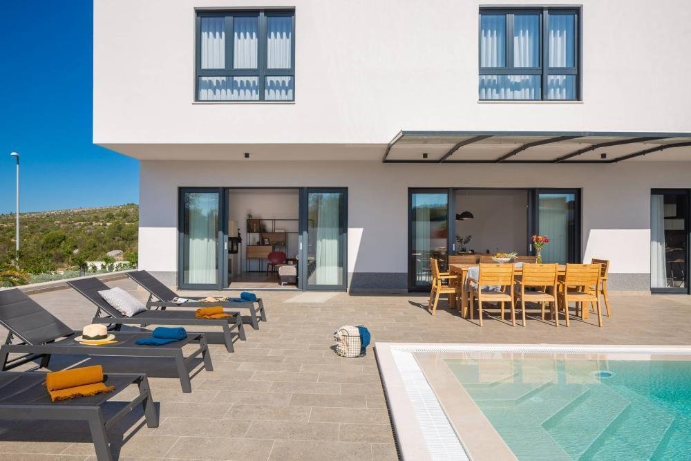 Casa In vendita - Splitsko-dalmatinska Milna