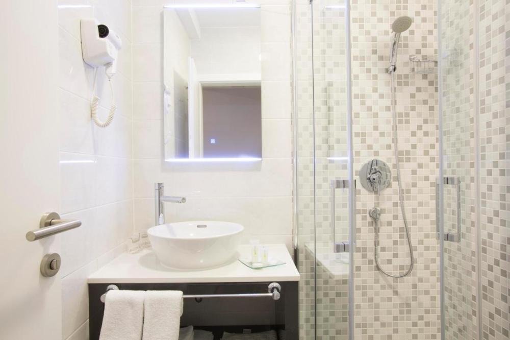 Hotel Na prodej - Zadarska Pag