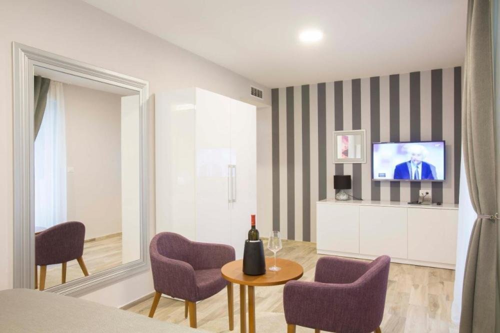Hotel Na prodej - Zadarska Pag