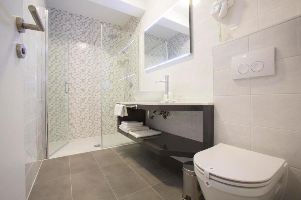 Hotel Na prodej - Zadarska Pag