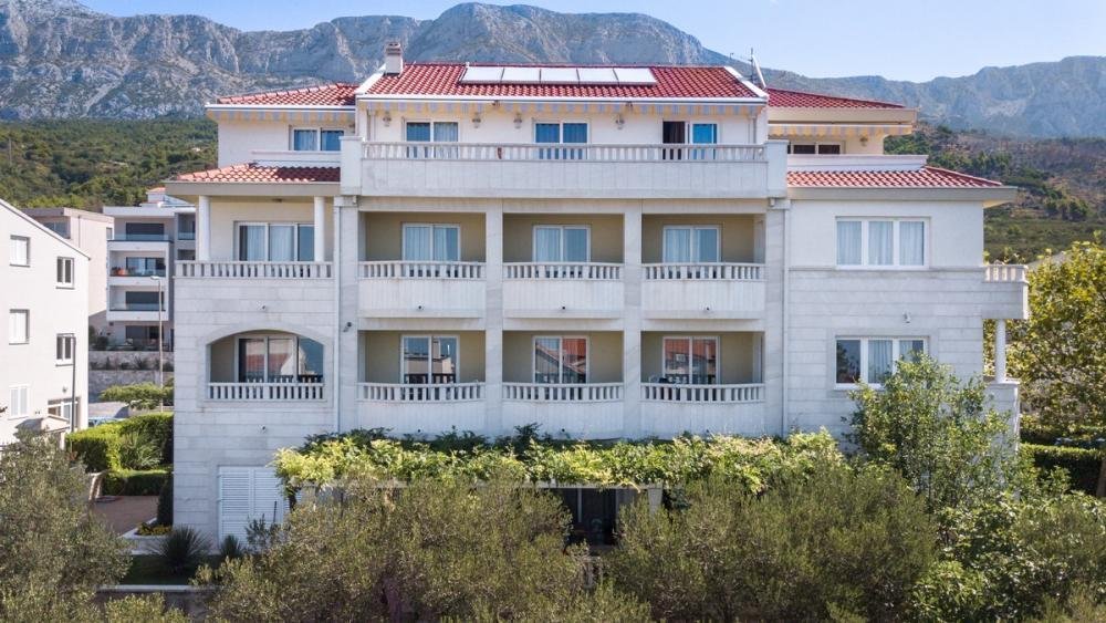 Hotel Na predaj - Splitsko-dalmatinska Tučepi