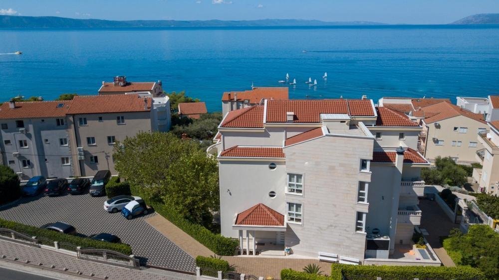 Hotel Na predaj - Splitsko-dalmatinska Tučepi