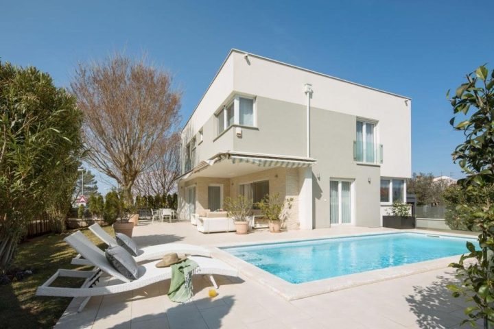 Kuća na prodaju 280 m² – Fažana