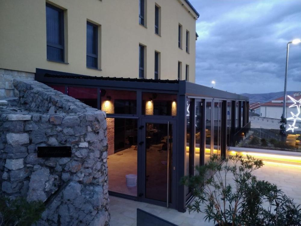 Hotel For sale - Ličko-senjska Senj