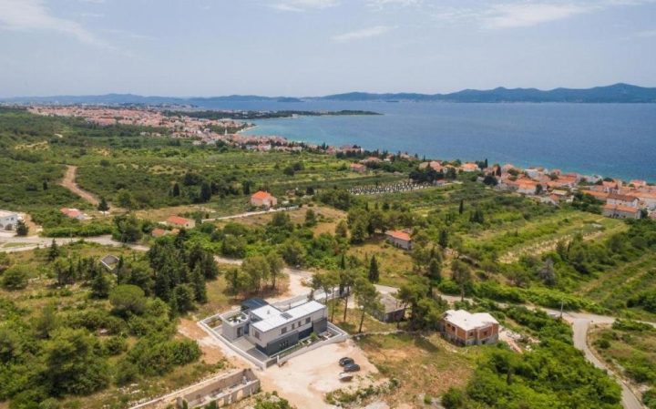 Casa in vendita 453 m² – Diklo