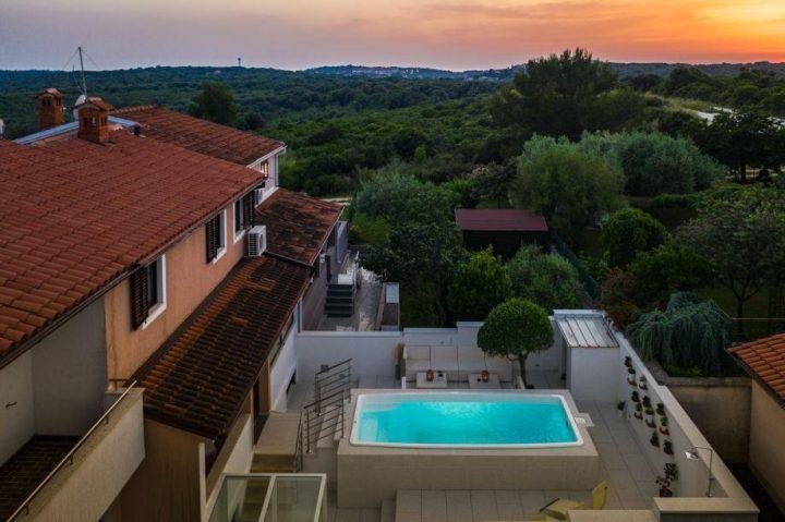 Kuća na prodaju 210 m² – Vinkuran