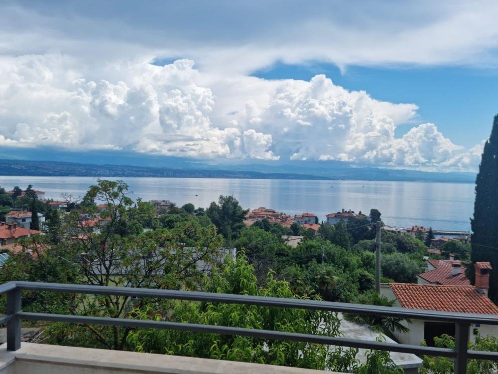 Hotel Na predaj - Primorsko-goranska Lovran