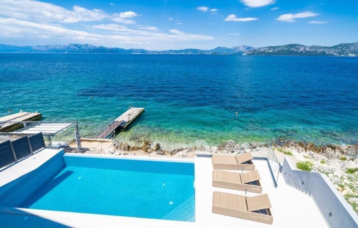 Kuća na prodaju 440 m² – Peljesac