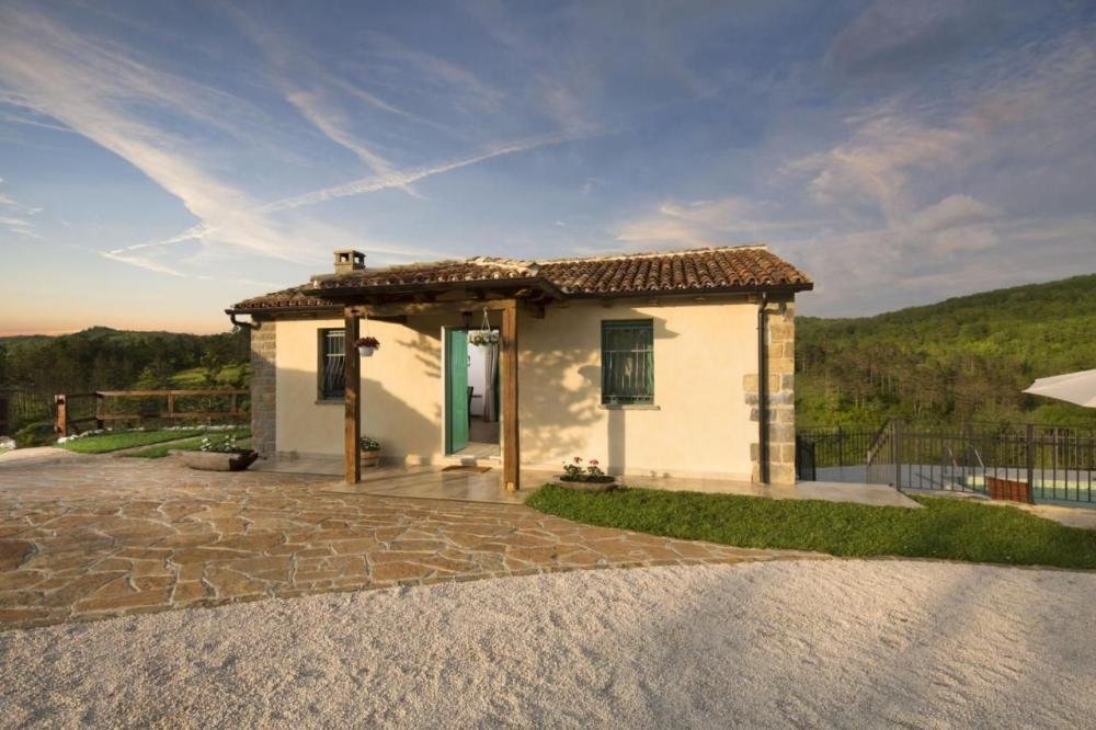 Hotel For sale - Istarska Motovun