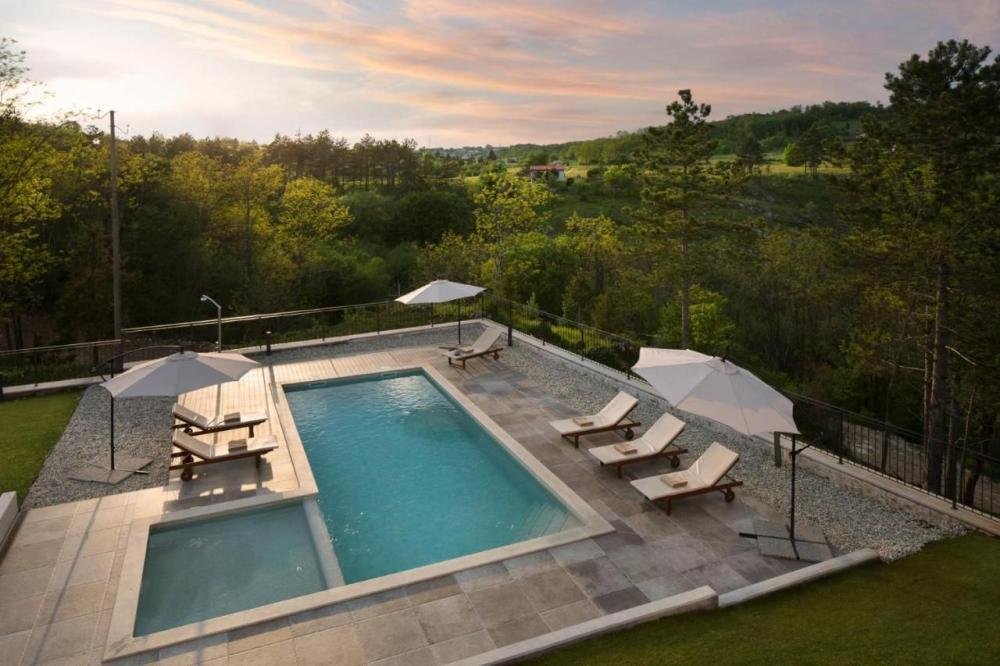 Hotel For sale - Istarska Motovun