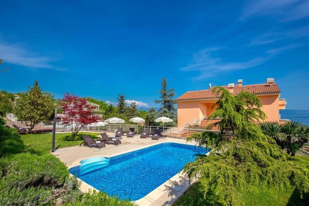 Hotel For sale - Primorsko-goranska Lovran