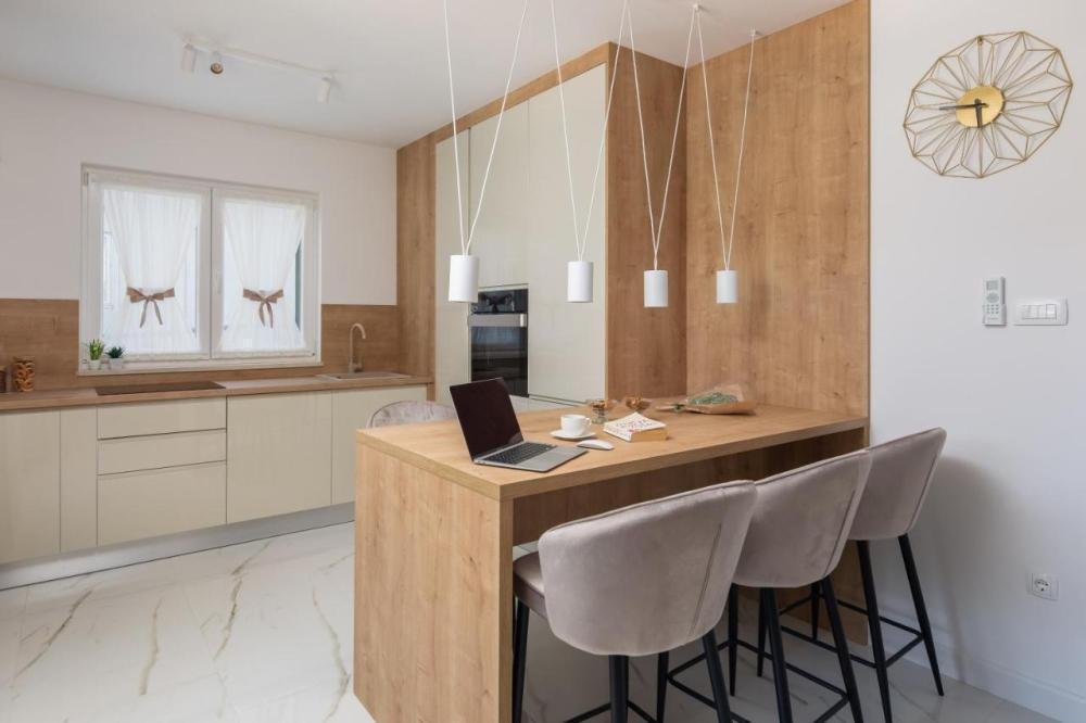 Hotel Na sprzedaż - Splitsko-dalmatinska Marina