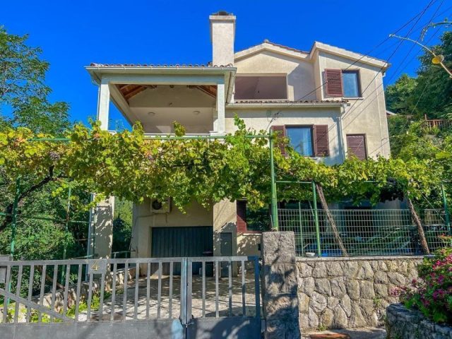 Hotel in vendita 482 m² – Ika