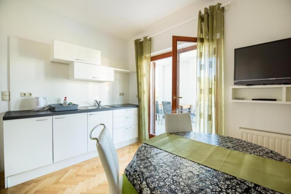 Hotel In vendita - Primorsko-goranska Crikvenica