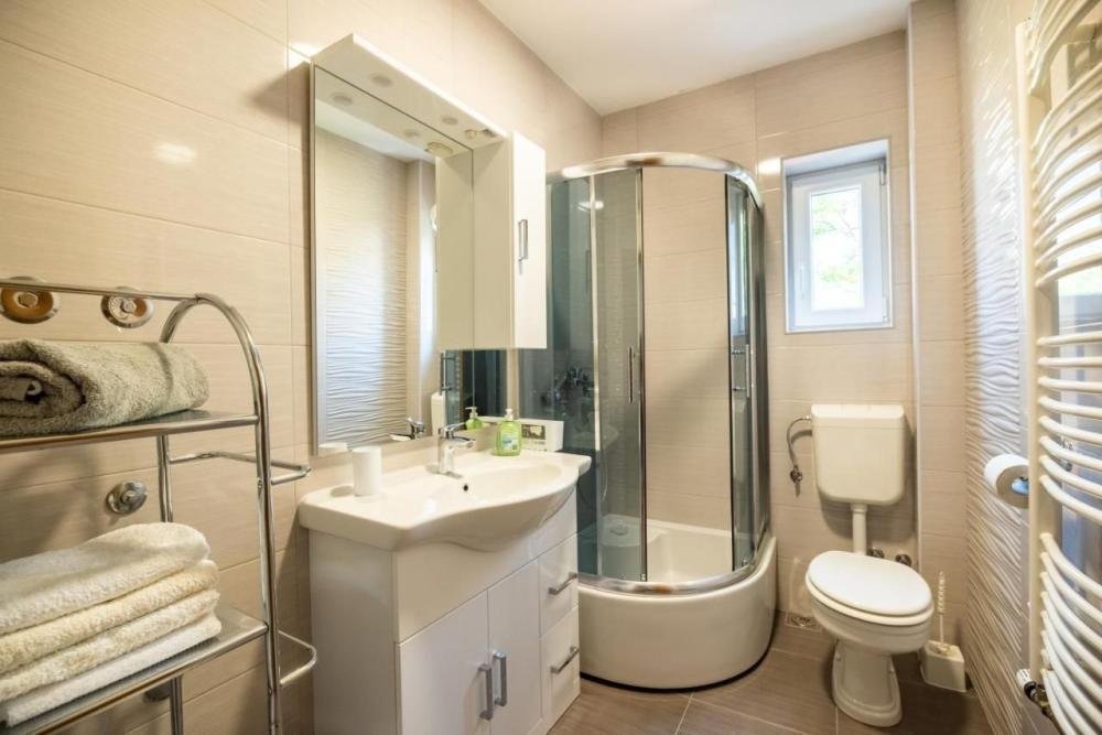 Hotel In vendita - Primorsko-goranska Crikvenica