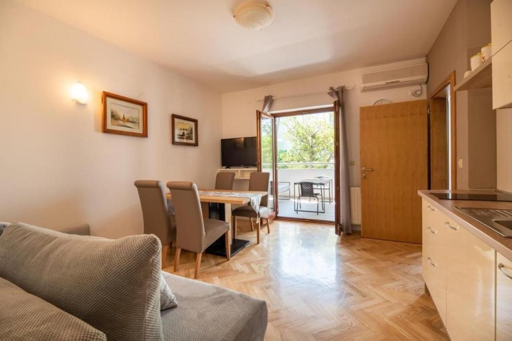 Hotel Naprodaj - Primorsko-goranska Crikvenica