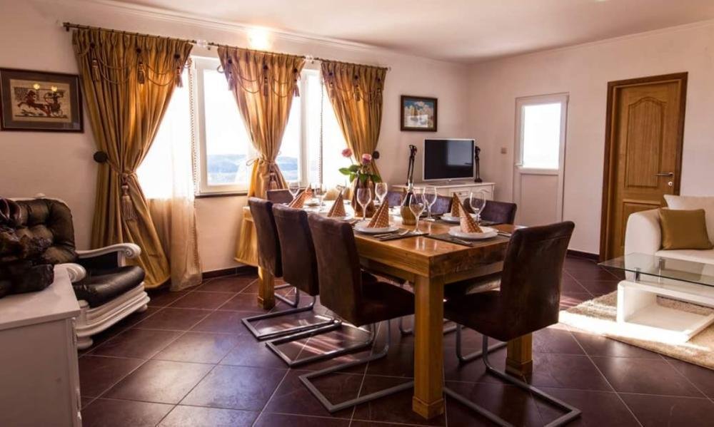 Casa In vendita - Splitsko-dalmatinska Split