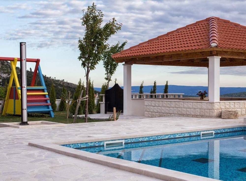 Casa In vendita - Splitsko-dalmatinska Split