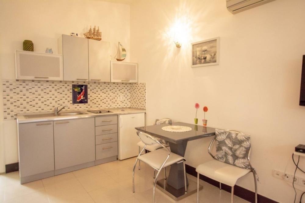 Hotel Naprodaj - Istarska Funtana