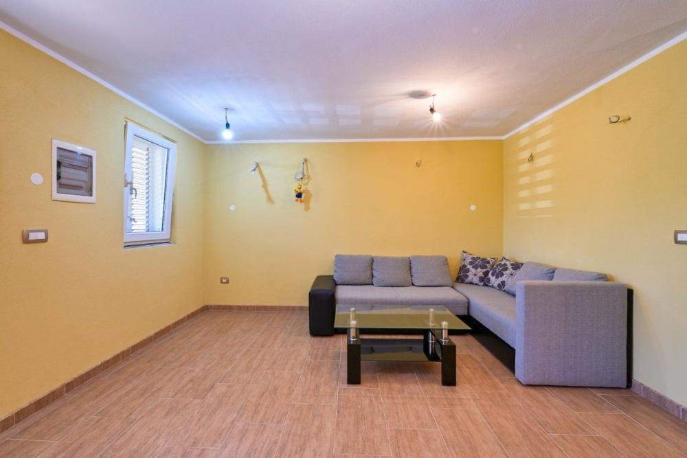 Hotel Na predaj - Primorsko-goranska Malinska-Dubašnica