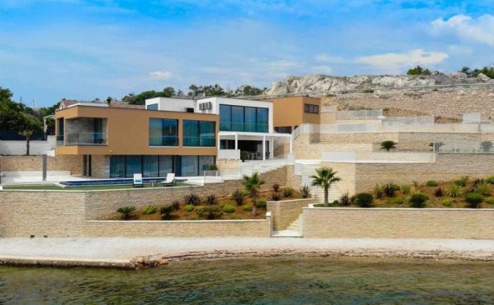 Kuća na prodaju 357 m² – Zadar