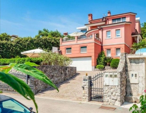 Kuća na prodaju 550 m² – Opatija