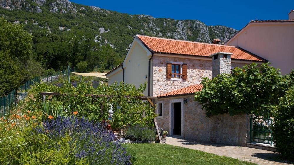 House For sale - Primorsko-goranska Vinodolska Općina