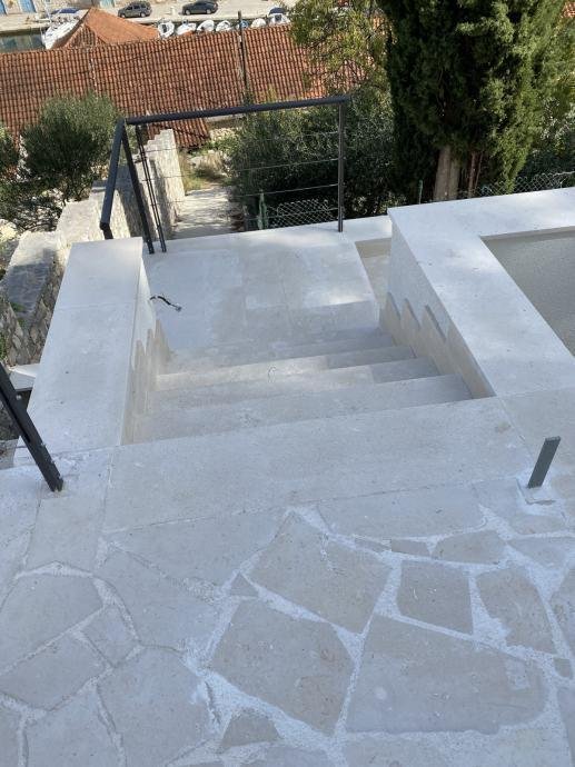 Casa In vendita -  Brač