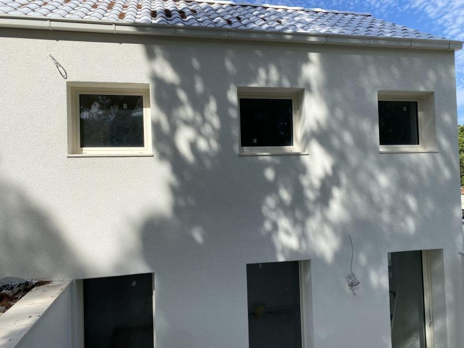Casa In vendita -  Brač