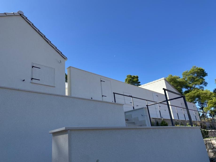 Casa In vendita -  Brač