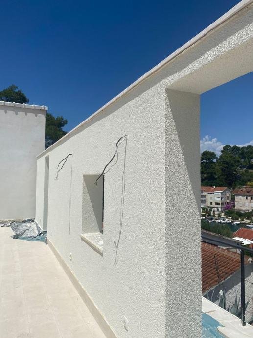 Casa In vendita -  Brač