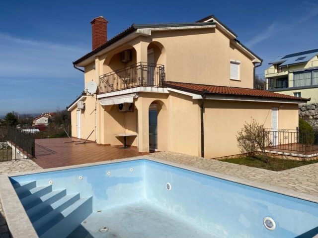 Dom na predaj 180 m² – Kraljevica