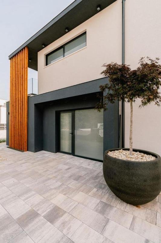 Casa In vendita - Šibensko-kninska Vodice