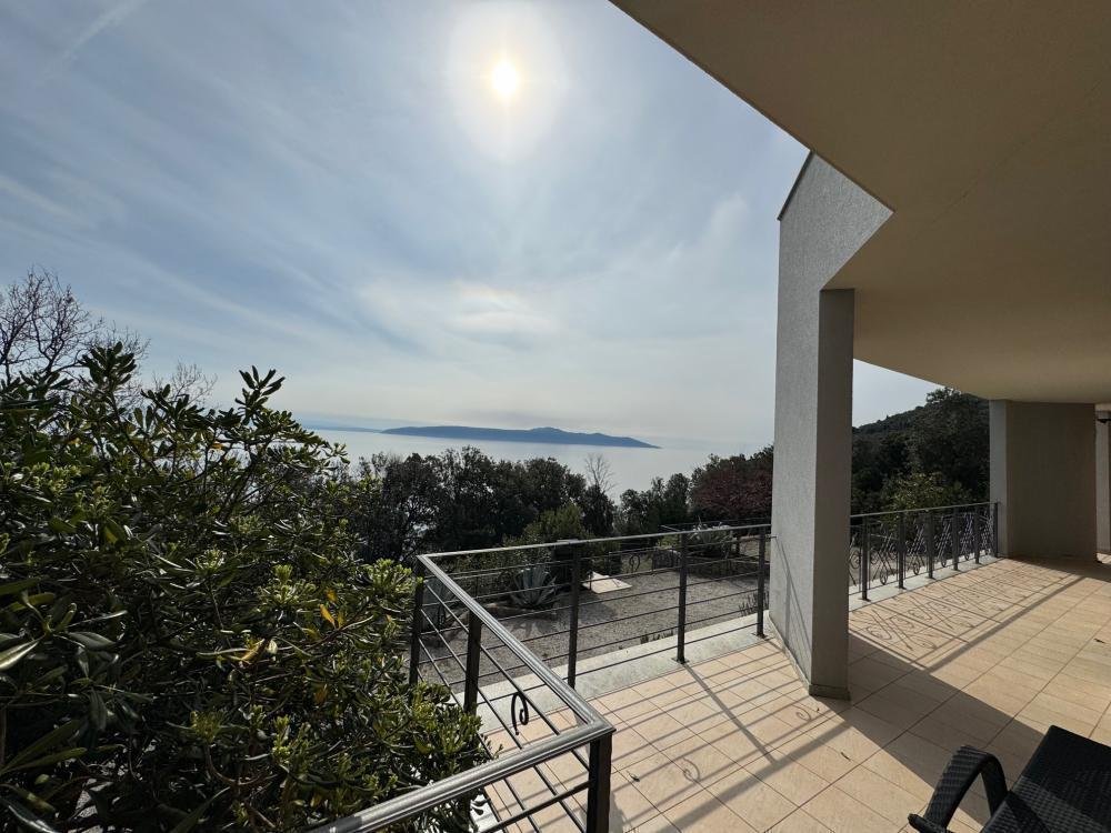Hotel Na predaj - Primorsko-goranska Mošćenička Draga
