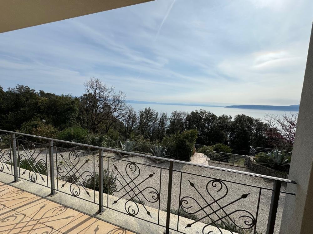 Hotel Na predaj - Primorsko-goranska Mošćenička Draga