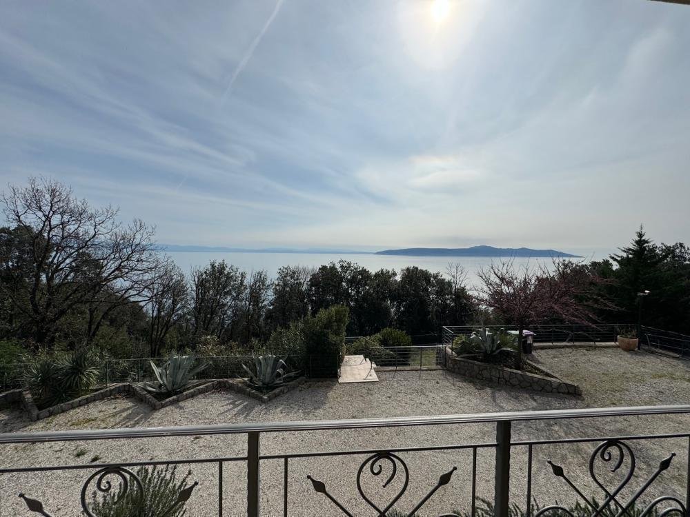 Hotel Na predaj - Primorsko-goranska Mošćenička Draga