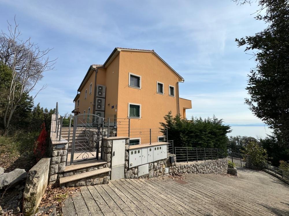 Hotel Na predaj - Primorsko-goranska Mošćenička Draga