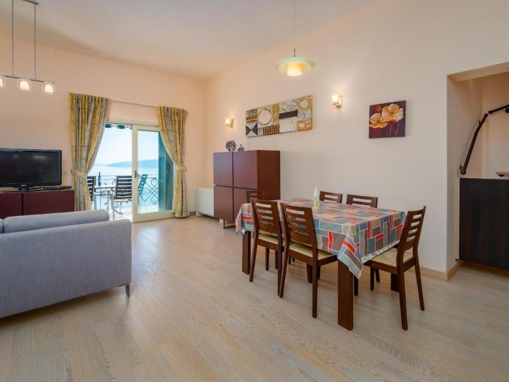 Hotel Na predaj - Primorsko-goranska Mošćenička Draga