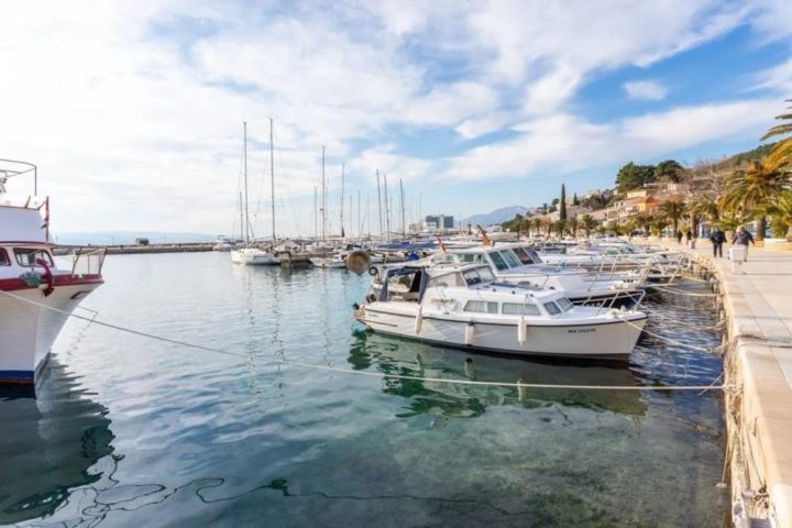 Hotel na prodaju 360 m² – Baška Voda