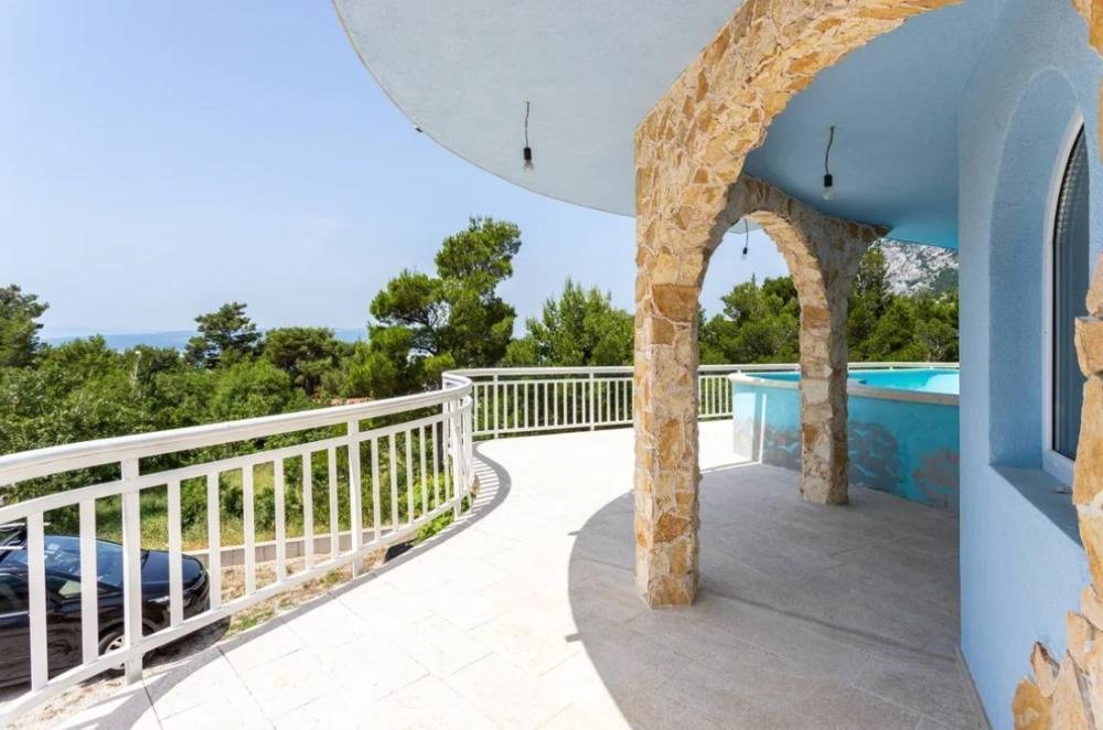 Hotel Na prodaju - Splitsko-dalmatinska Baška Voda