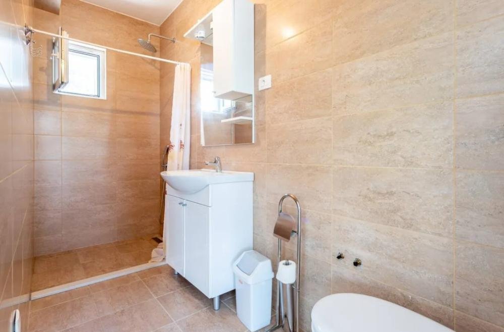 Hotel Na prodaju - Splitsko-dalmatinska Baška Voda