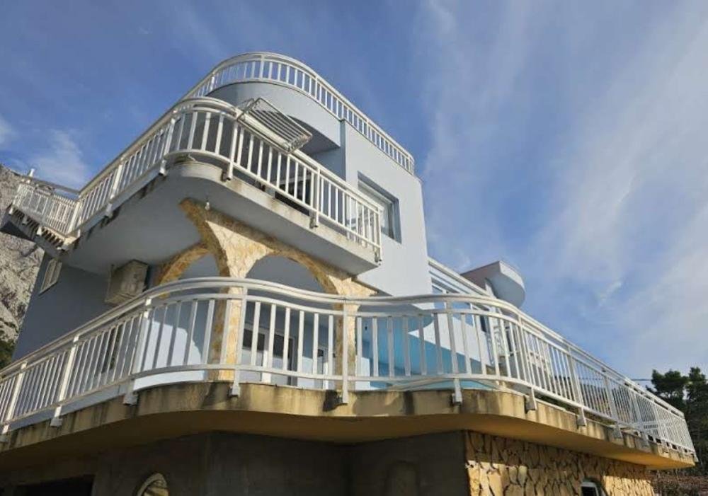 Hotel Na prodaju - Splitsko-dalmatinska Baška Voda