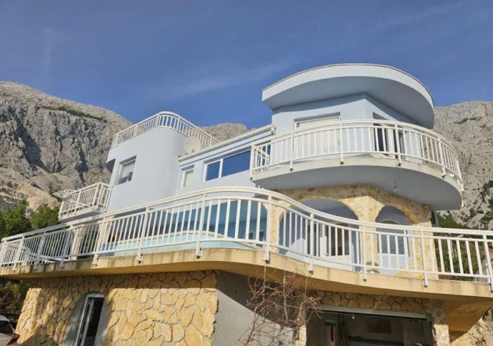 Hotel Na prodaju - Splitsko-dalmatinska Baška Voda