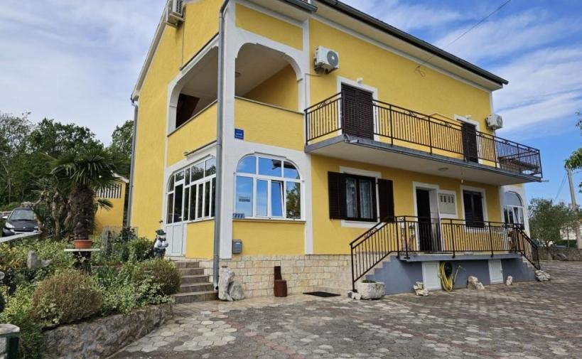 Hotel Na predaj - Primorsko-goranska Malinska-dubašnica - foto 1/18